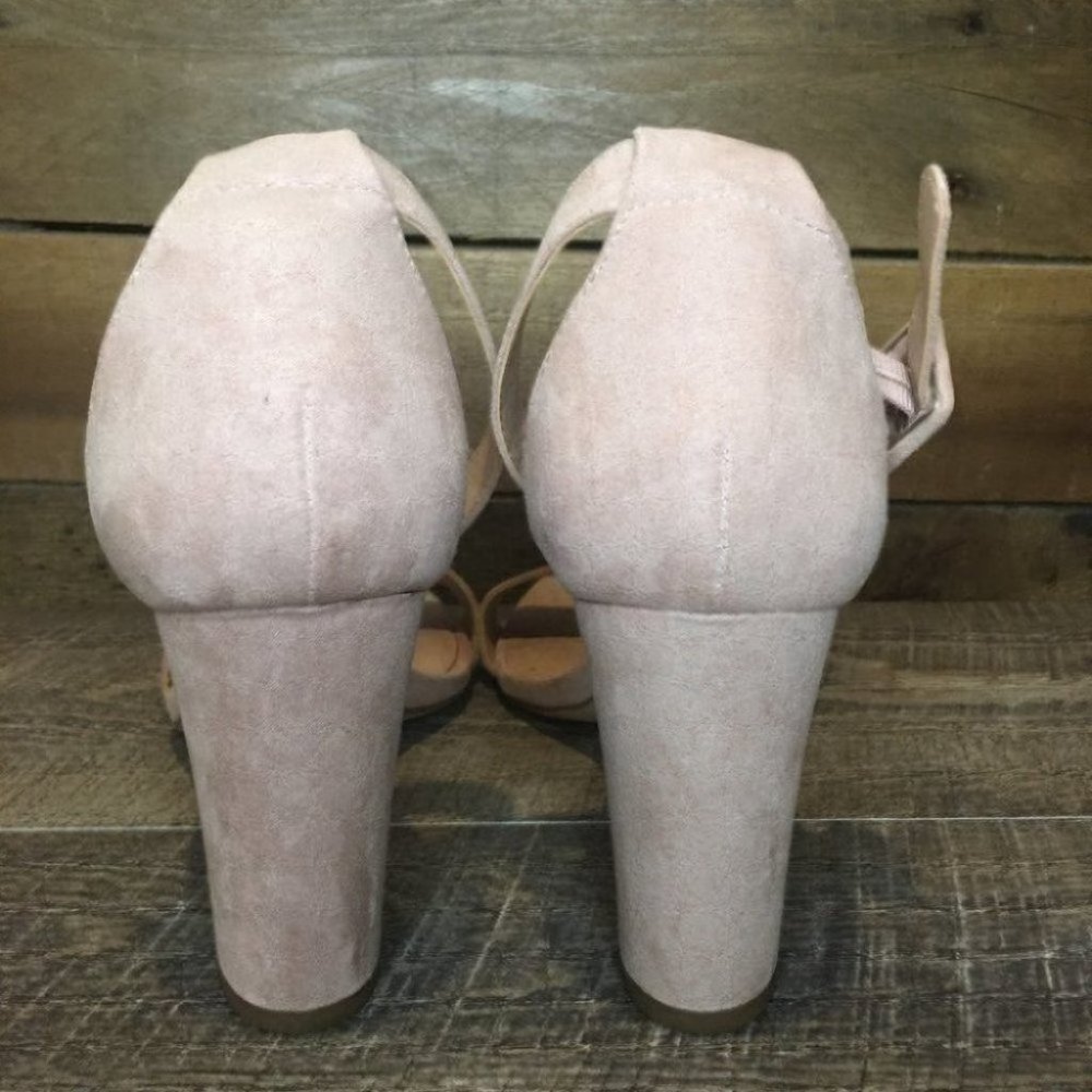 EUC Women’s Madden Girl Belindda Sandal - Picture 9 of 10